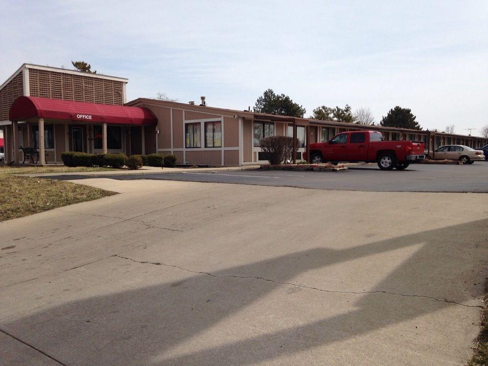 Blue Stone Inn Washington Court House ภายนอก รูปภาพ