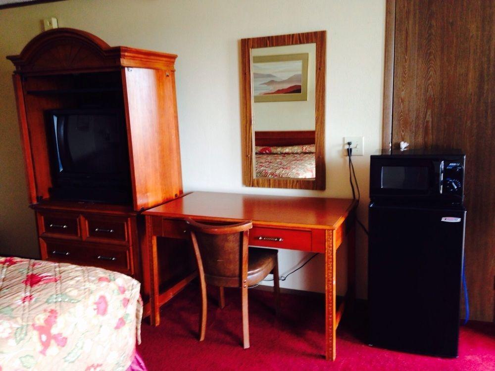Blue Stone Inn Washington Court House ภายนอก รูปภาพ